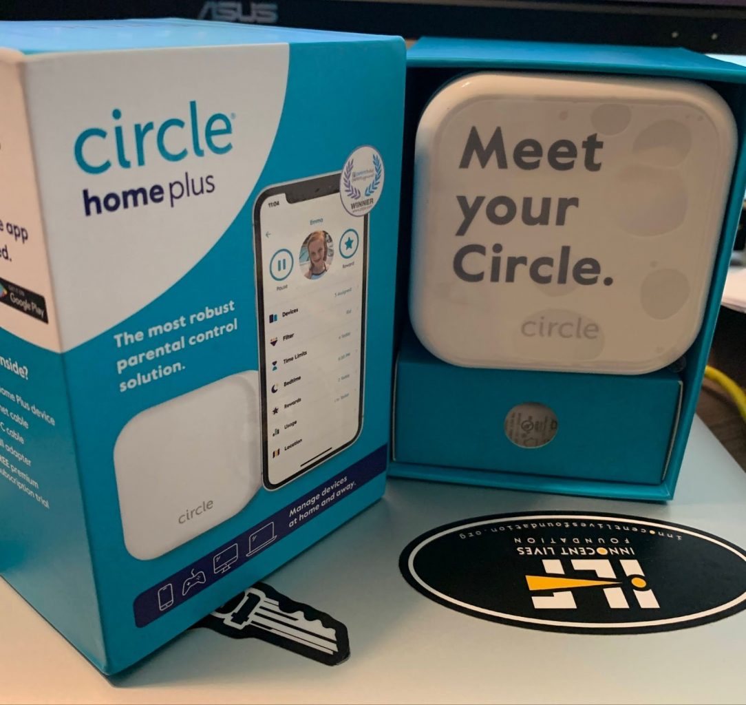 circle home plus device half unboxed with text "Meet your circle"