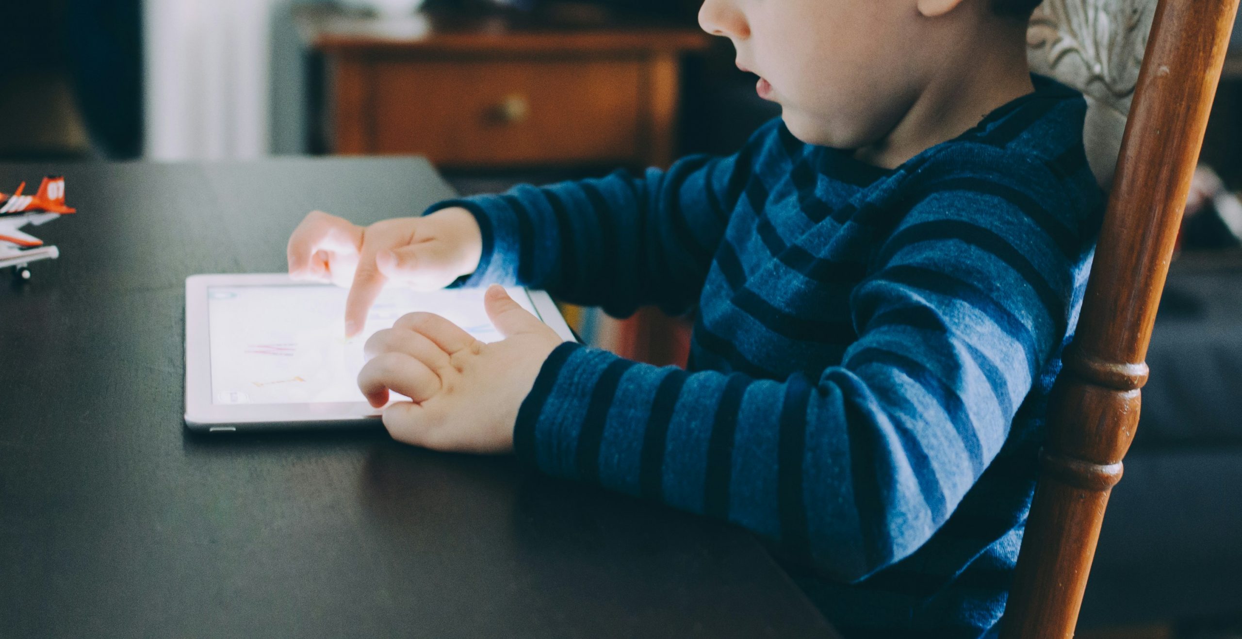 Guide to Monitoring Children’s Online Devices — 2025 Edition
